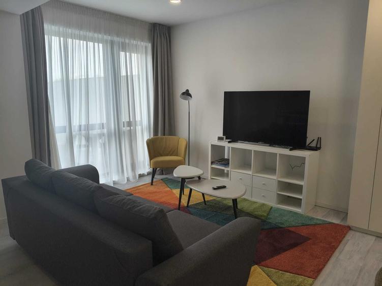 Apartament cu 2 camere decomandat în Sisești