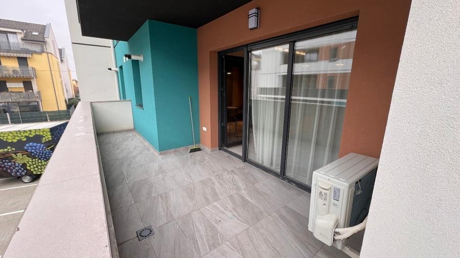Apartament cu 2 camere semidecomandat, mobilat în Dumbrăvița