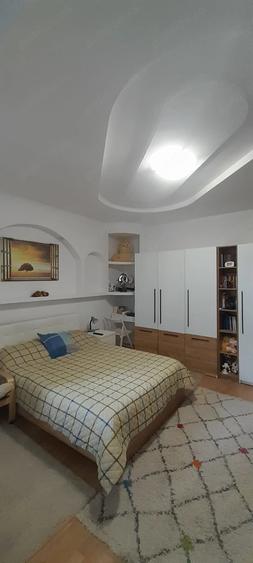 Casă cu Teren 255 Mp în Ultracentral