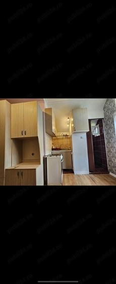 Garsonieră decomandată în Coroi