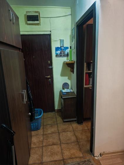 Garsonieră decomandată în Crângași