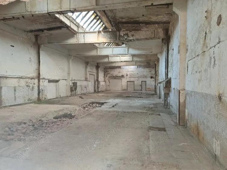 Spațiu comercial, de 500 mp, în Central