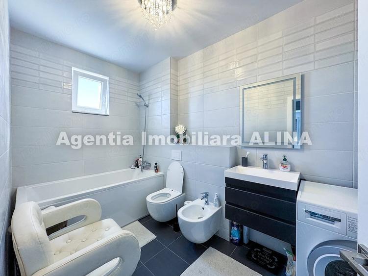 Apartament cu 2 camere decomandat în 22 Decembrie