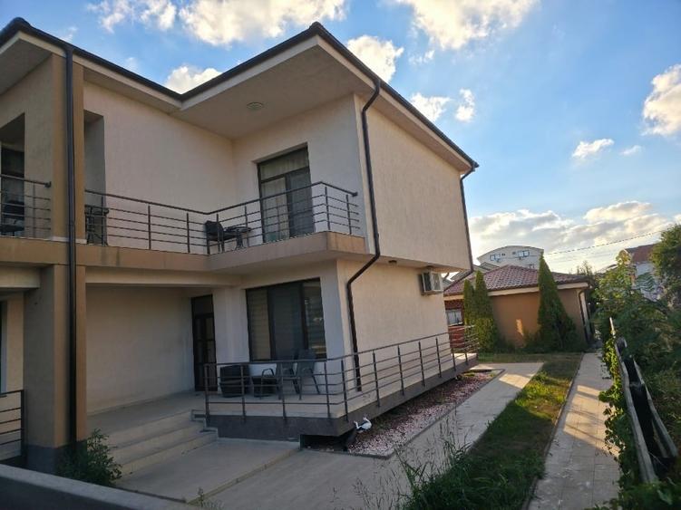 Casă individuală cu 5 camere cu Canalizare în Nord