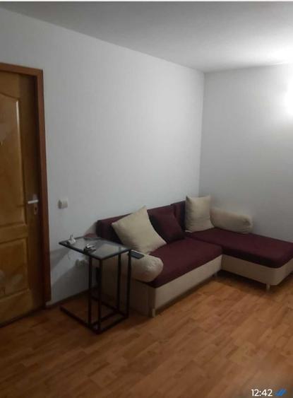 Apartament cu 2 camere semidecomandat în 1 Mai