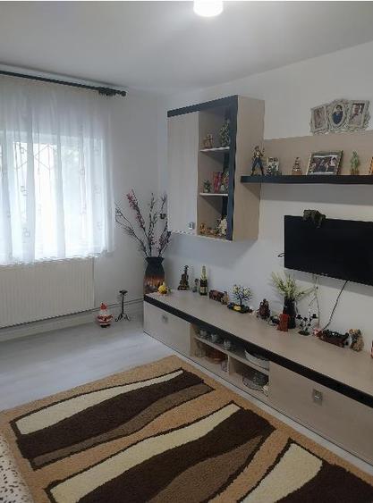 Apartament cu 2 camere decomandat, mobilat în Răcădău
