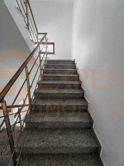 Spațiu comercial, de 360 mp, în Central