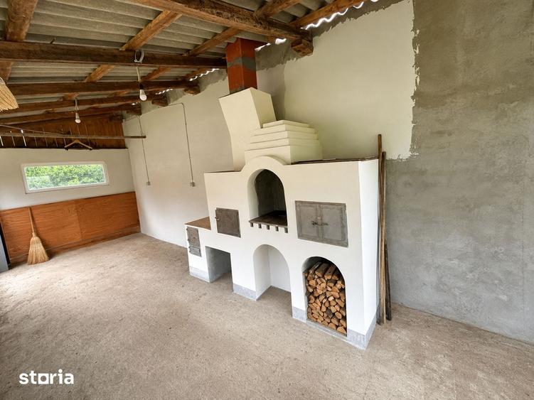 Casă cu 2 camere cu Teren 2500 Mp în Voitinel