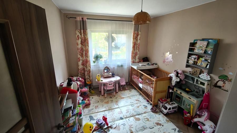 Apartament cu 4 camere decomandat în Ampoi 3