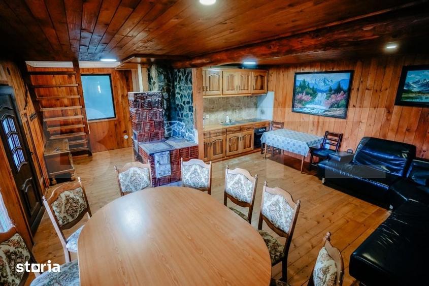 Casă cu 5 camere cu Teren 700 Mp în Prundu Bârgăului