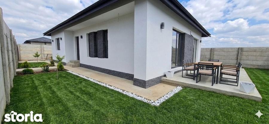 Casă cu 4 camere cu Teren 500 Mp în Clinceni