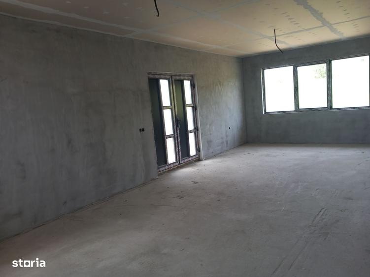 Casă cu 4 camere cu Teren 500 Mp în Sâncraiu de Mureș