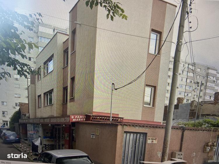 Apartament cu 2 camere decomandat în Titan