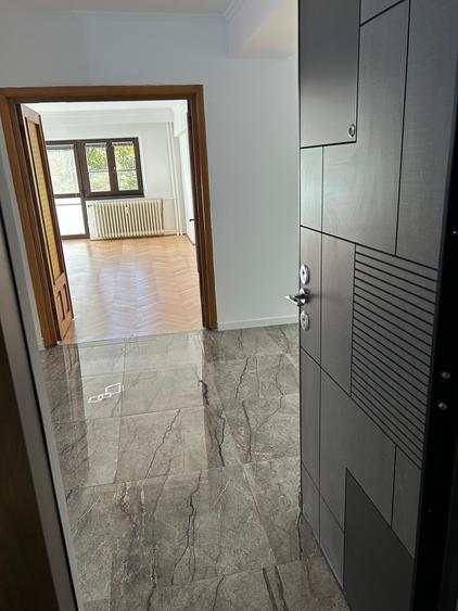 Apartament cu 2 camere decomandat în Unirii