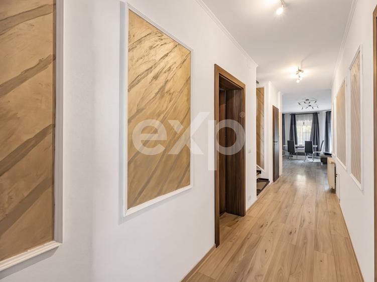 Duplex cu 5 camere cu Canalizare în Dumbrăvița