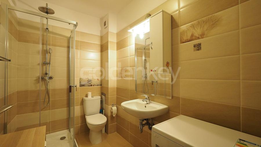 Apartament cu 3 camere semidecomandat, mobilat în Herăstrău