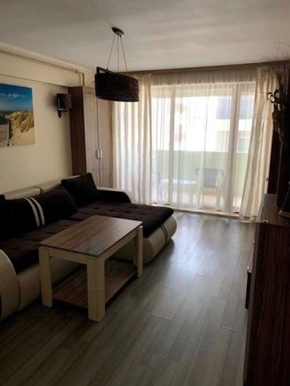 Apartament cu 2 camere decomandat în Mamaia — fotografia 2