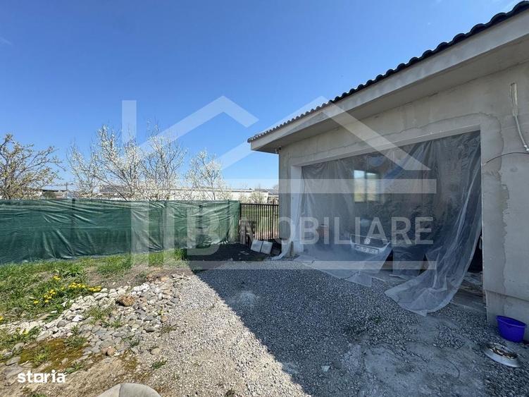 Casă cu 4 camere în Dumbrăvioara