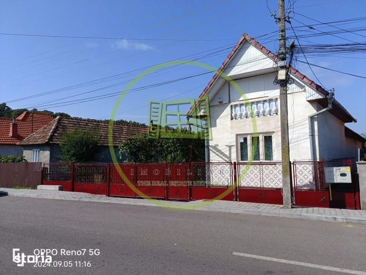 Casă cu 4 camere cu Teren 1300 Mp în Solovăstru