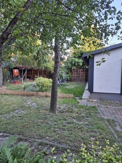Casă cu 2 camere în Florilor