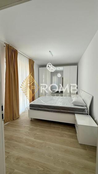 Apartament cu 2 camere semidecomandat, mobilat în Florești