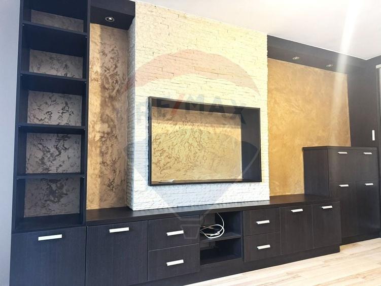 Apartament cu 3 camere decomandat, mobilat în Mărăști