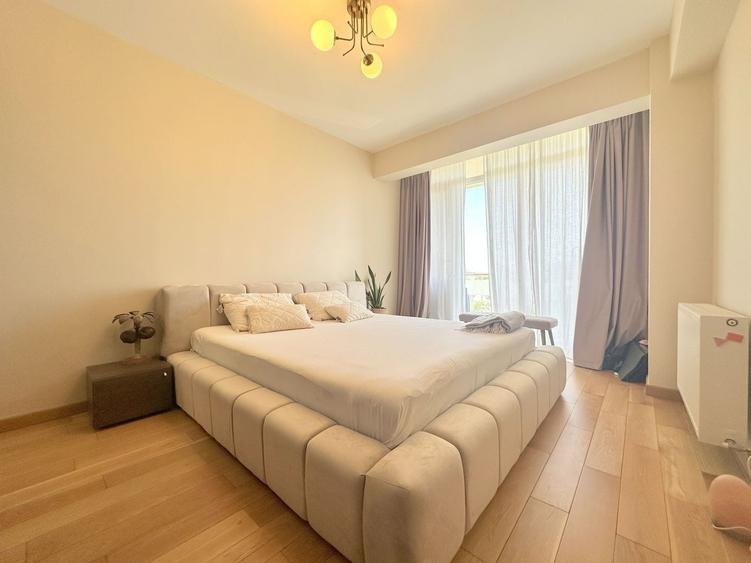 Apartament cu 3 camere decomandat, mobilat în Soarelui