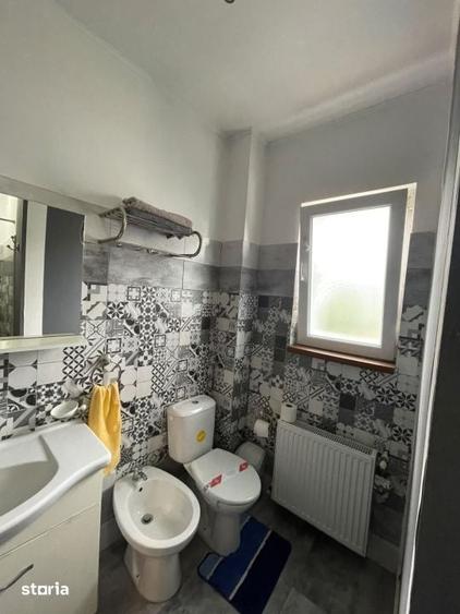 Apartament cu 2 camere semidecomandat în Siloz