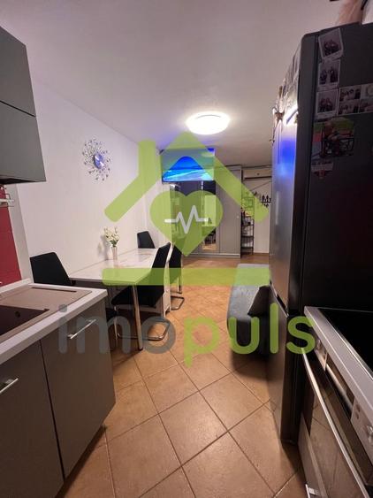 Apartament cu 3 camere decomandat, mobilat în Soarelui