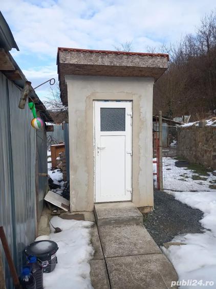 Casă cu 4 camere în Central