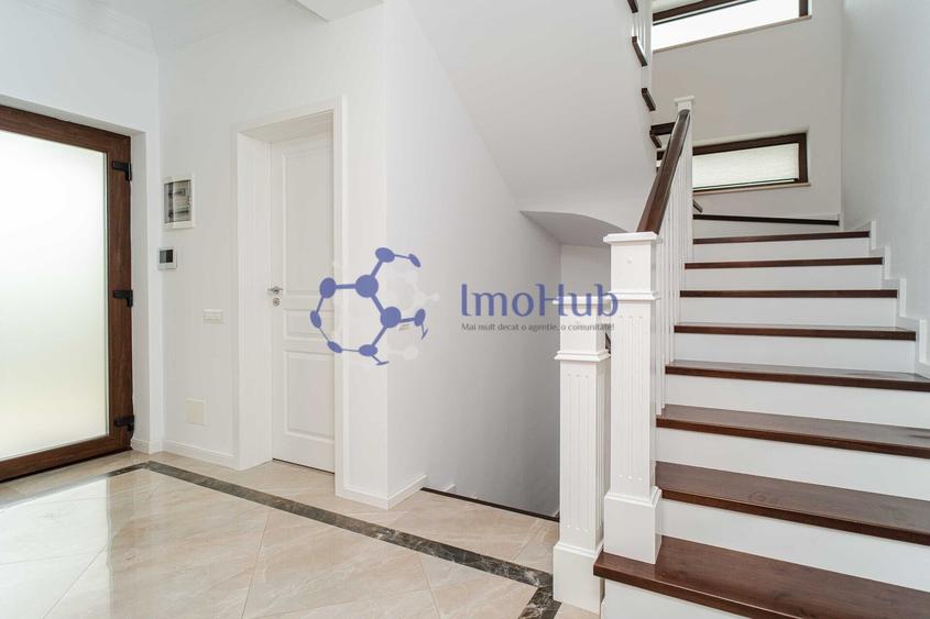 Casă cu 4 camere cu Teren 500 Mp în Bucium