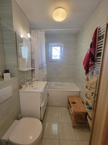 Apartament cu 3 camere în Colentina