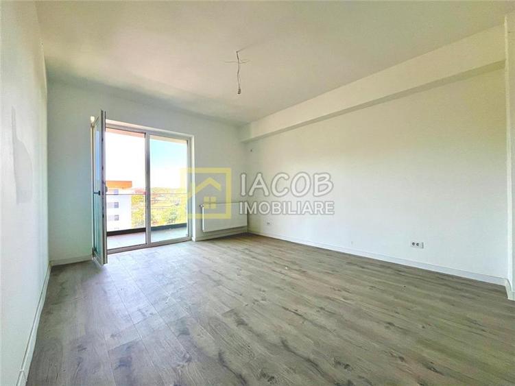 Apartament cu 2 camere decomandat în Semicentral