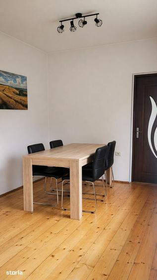 Casă cu 4 camere cu Teren 350 Mp în Central