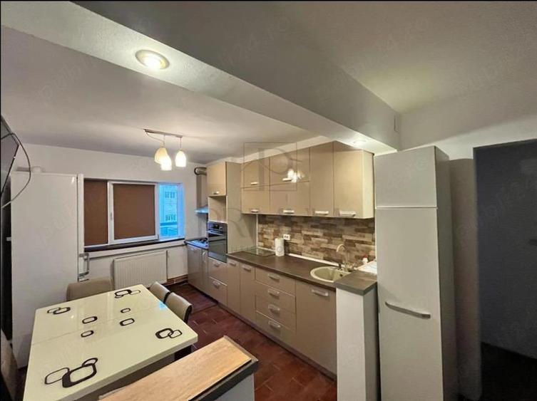 Apartament cu 2 camere decomandat, mobilat în Aradului