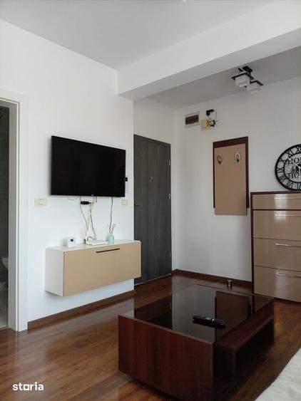Apartament cu 2 camere, mobilat în Nufărul