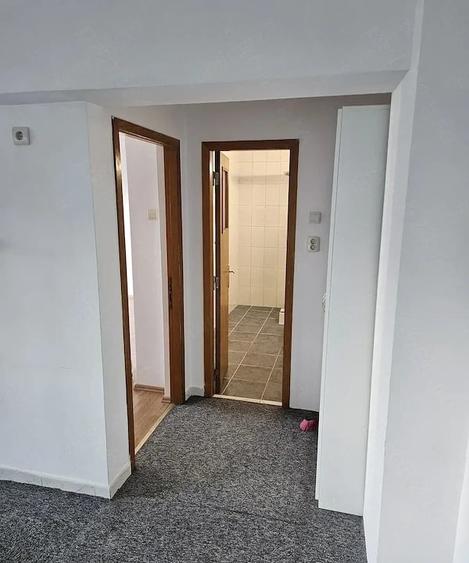 Apartament cu 2 camere decomandat în Titulescu