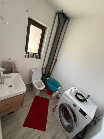 Duplex cu 4 camere cu Canalizare în Dezmir