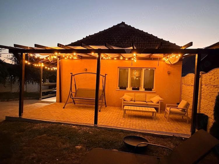 Casă cu Teren 1855 Mp în Cozia