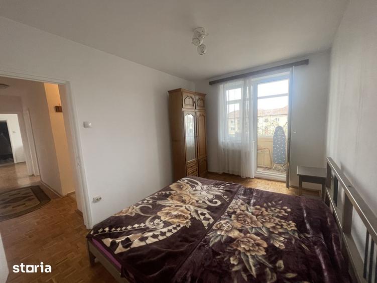 Apartament cu 3 camere în Central