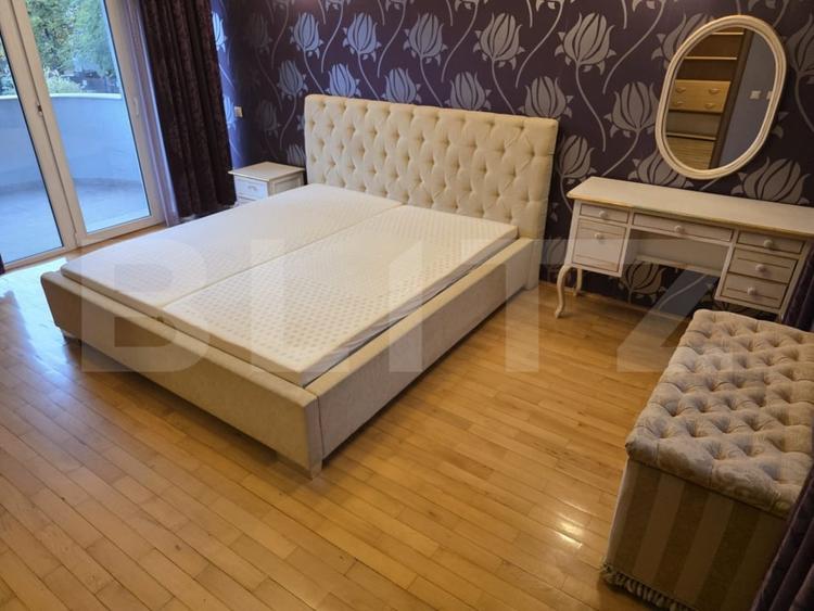 Casă individuală cu 5 camere cu Garaj în Bună Ziua