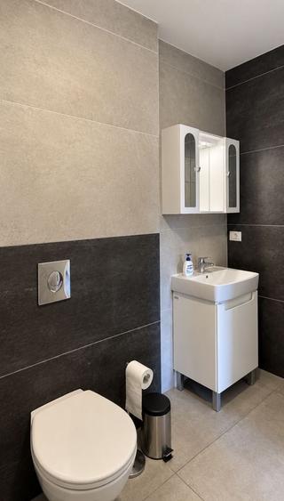 Apartament cu 3 camere decomandat în Aradului
