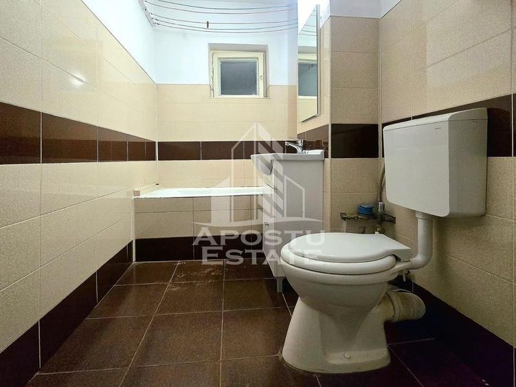 Apartament cu 2 camere semidecomandat în Micălaca