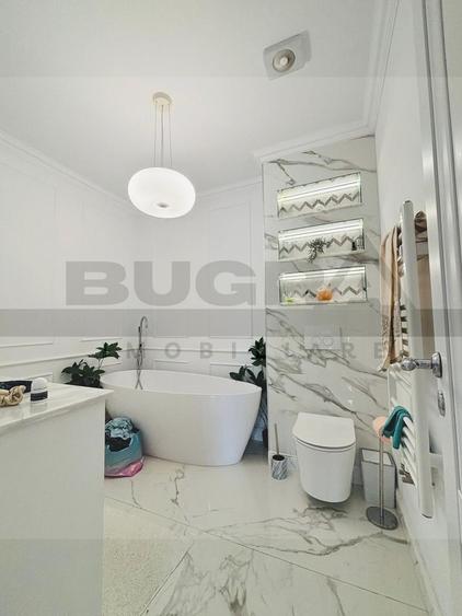 Apartament cu 3 camere semidecomandat, mobilat în Bună Ziua