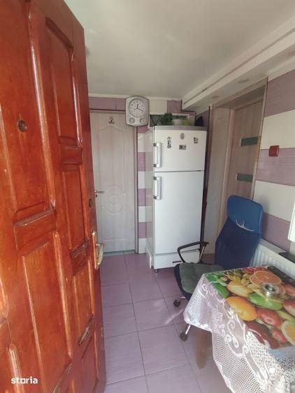 Casă cu 5 camere cu Canalizare în Colentina