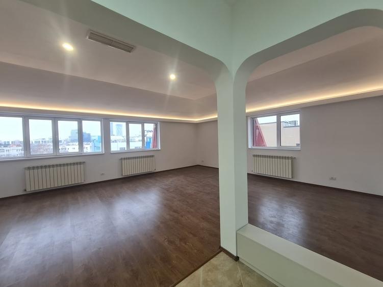 Apartament cu 4 camere decomandat în Herăstrău