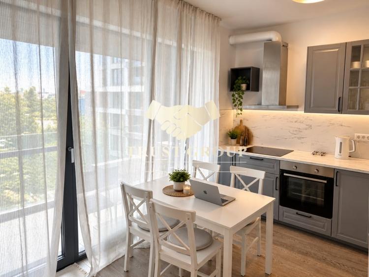 Apartament cu 2 camere semidecomandat, mobilat în Aviației