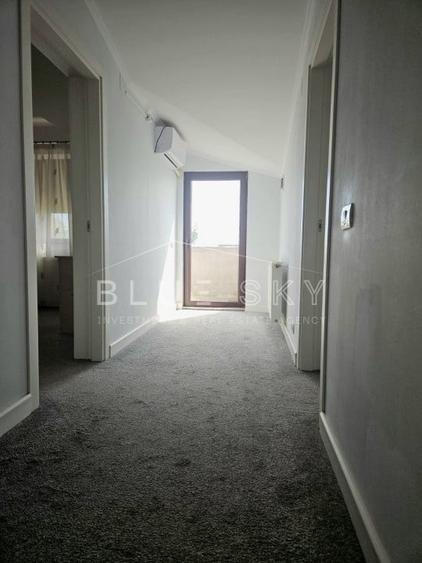 Duplex cu 7 camere cu Canalizare în Cumpăna