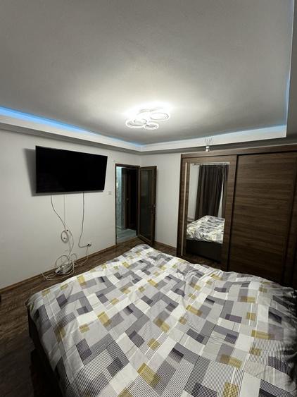 Apartament cu 2 camere decomandat în Horezu