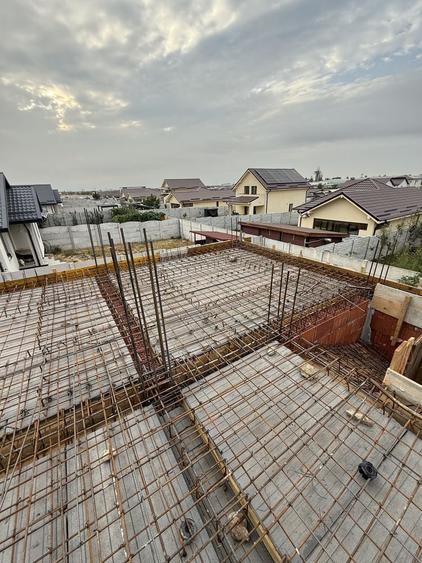 Casă cu 4 camere în Popoveni